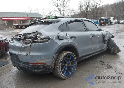 2022 Porsche Cayenne Coupe Turbo Gt z USA, uszkodzony, nr VIN WP1BK2AY7NDA60391